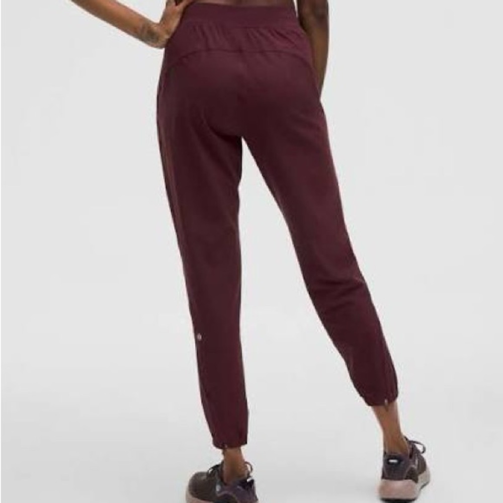 Lululemon Athletica Adapted State HR Joggers NWT